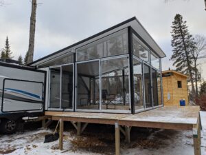 Sunrooms are not only for permanant houses